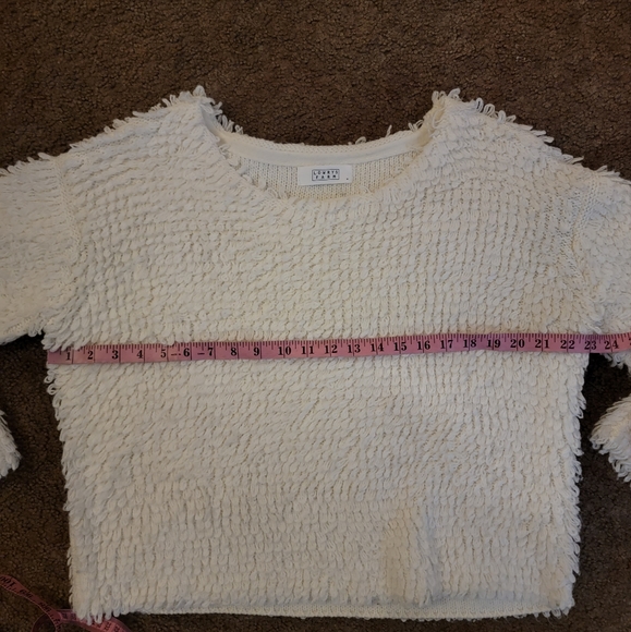 Lowrys Farm Fuzzy Wool Pullover Sweatshirt In Warm Ivory - Picture 6 of 9